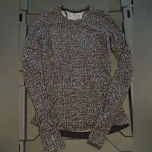Lululemon Sz 2 Runderful Long Sleeve